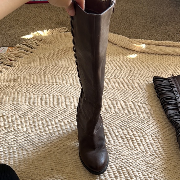 Brown Boots with lace up back - Picture 4 of 4